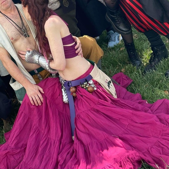 RENAISSANCE BELLY DANCING FULL SKIRT WORN ONCE LARP FAIRE GARB MEDIEVAL - Picture 6 of 8